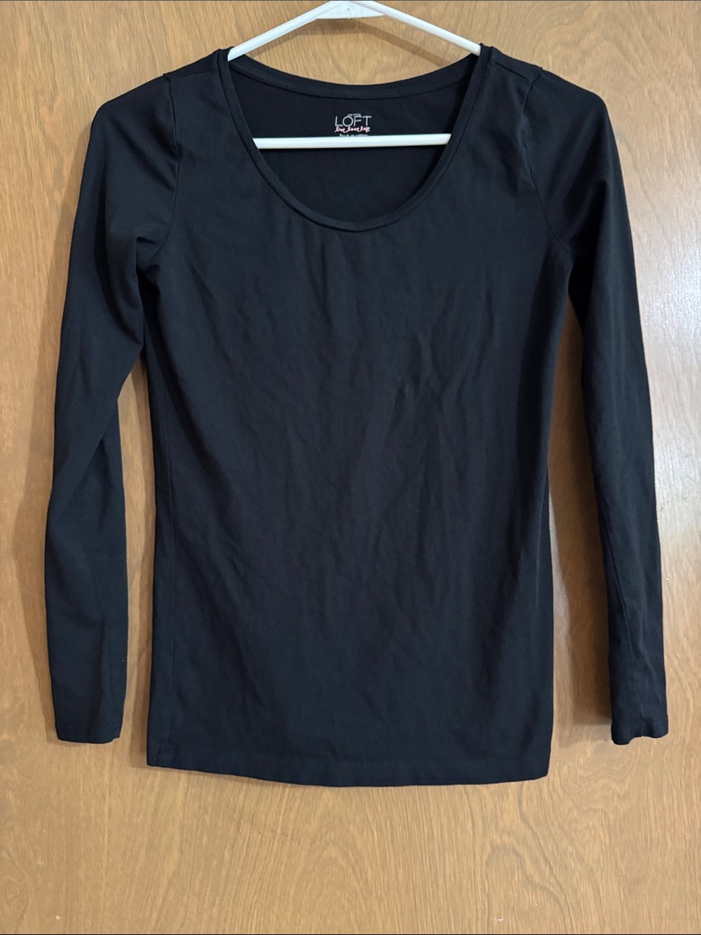 LOFT Black Scoop Neck Long Sleeve Tee